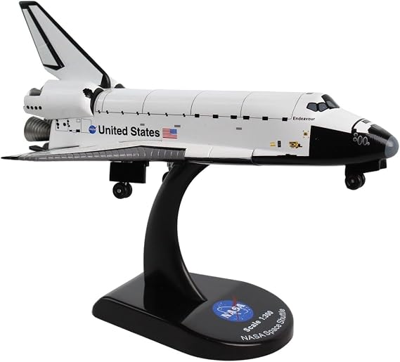 Daron Postage Stamp Space Shuttle Endeavour Vehicle (1/300 Scale) Medium
