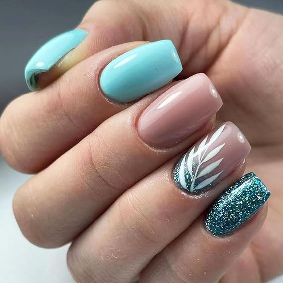 Press on Nails Medium Square Fake Nails with Exquisite Leaves Design Glitter Artificial Acrylic False Press ons Full Cover Stick on Nail for Women Girls Daily Wear Wedding Manicure 24Pcs