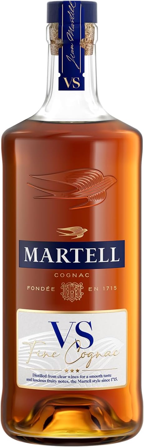 Martell VS Fine Cognac, 70cl | Harmonious Character, Golden Colour, Gentle Aroma, Ideal for Cocktails, Aged in Fine-Grained Oak Casks