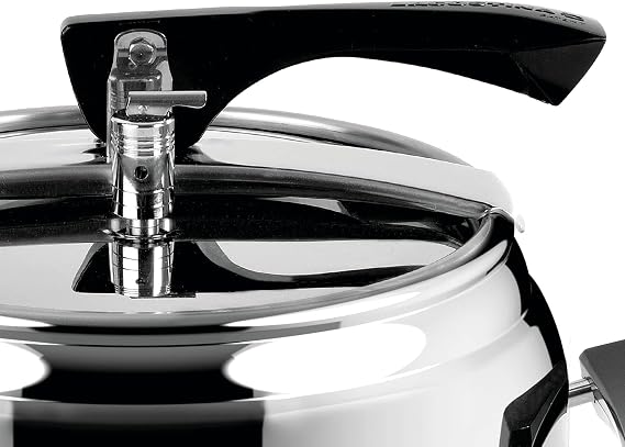 Lagostina La Classica Lagofusion Pressure Saucepan Diameter 22 cm Capacity 3.5 L with Basket Recepar and Ecobox Bakelite Handles Weight Valve and Lagofusion Base