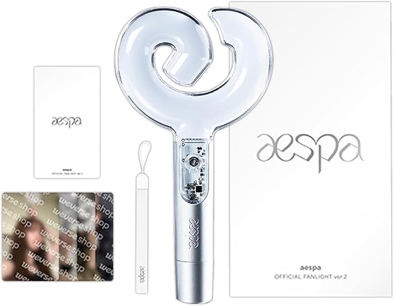 aespa OFFICIAL FANLIGHT Ver.2 + 1 Miniature Keyring