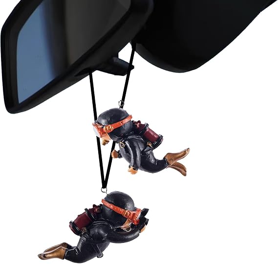 Cool Swinging Diver Car Hanging Ornament, Pendant Interior Rear View Mirror Accessories Car Mirror Hanging Accessories Swinging Diver Decoration, Table Decor for Teens Women Men