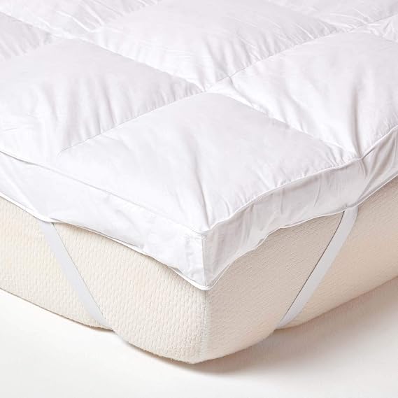 HOMESCAPES Goose Feather Mattress Topper Super King Size Bed, 7cm Thick Extra Deep, Breathable, 100% Cotton Cover, Hypoallergenic, Quilted, Elasticated Straps, Hotel Quality, Ethical Luxury, Washable