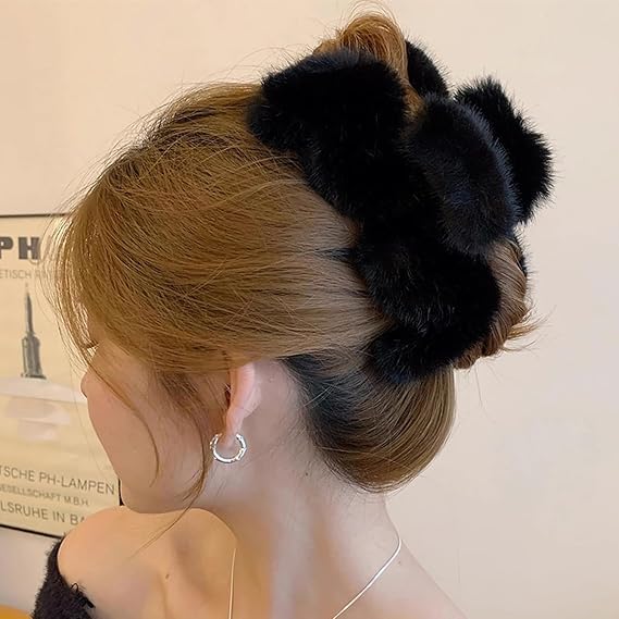 Large Faux Fur Hair Clips for Women Big Hair Claws for Thick Hair Cute Fuzzy Plush Hair Barrettes Strong Hold Non-Slip Hair Accessories (Black)