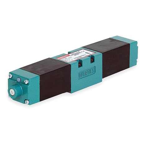152SS600M000061 Mark 15 Directional Control Valve, 1/8", Double Direct Solenoid, 3 Position, 4-Way (5/3), Blocked Center, NPTF Pressure Ports, 24 VDC