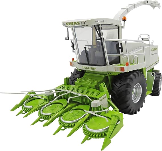 CLAAS Universal Hobbies Jaguar 10000 Harvester and RU600 Limited Edition 1:32 Scale Model 00 0253 117 0