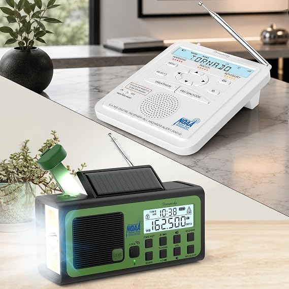 DreamSky Weather Radio NOAA S.A.M.E. Code with Emergency Radio Crank Solar