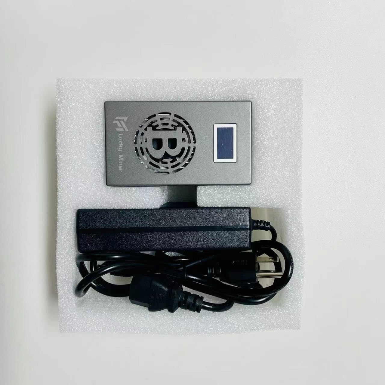 ZYmen Bitcoin SHA-256 Lucky Miner V6 500GS BM1366 Asic Chip Home Use Micro Silent Cryptocurrency Mining Machine