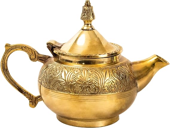 Putrika Traditional Handmade Brass Tea Kettle Teapot Engraved Design Coffee Pots Serving Tea and Coffee Drinks Antique Brass Effect Decorative Teapot Medium
